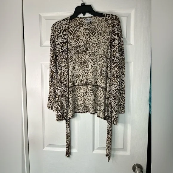 Chico's Brown and Cream Patterned Top - Picture 2 of 5